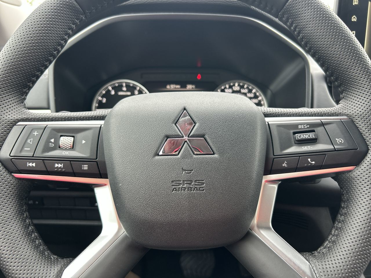 2025 Mitsubishi Outlander in Mississauga, Ontario