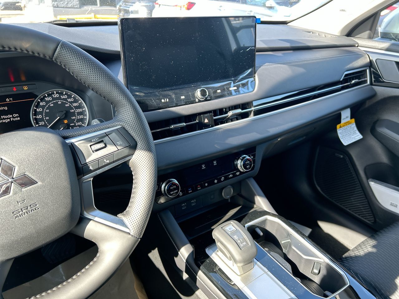 2025 Mitsubishi Outlander in Mississauga, Ontario