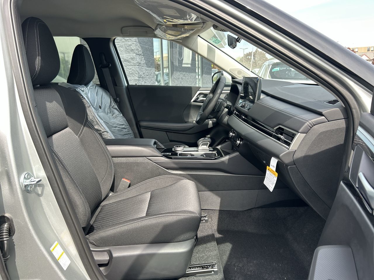 2025 Mitsubishi Outlander in Mississauga, Ontario