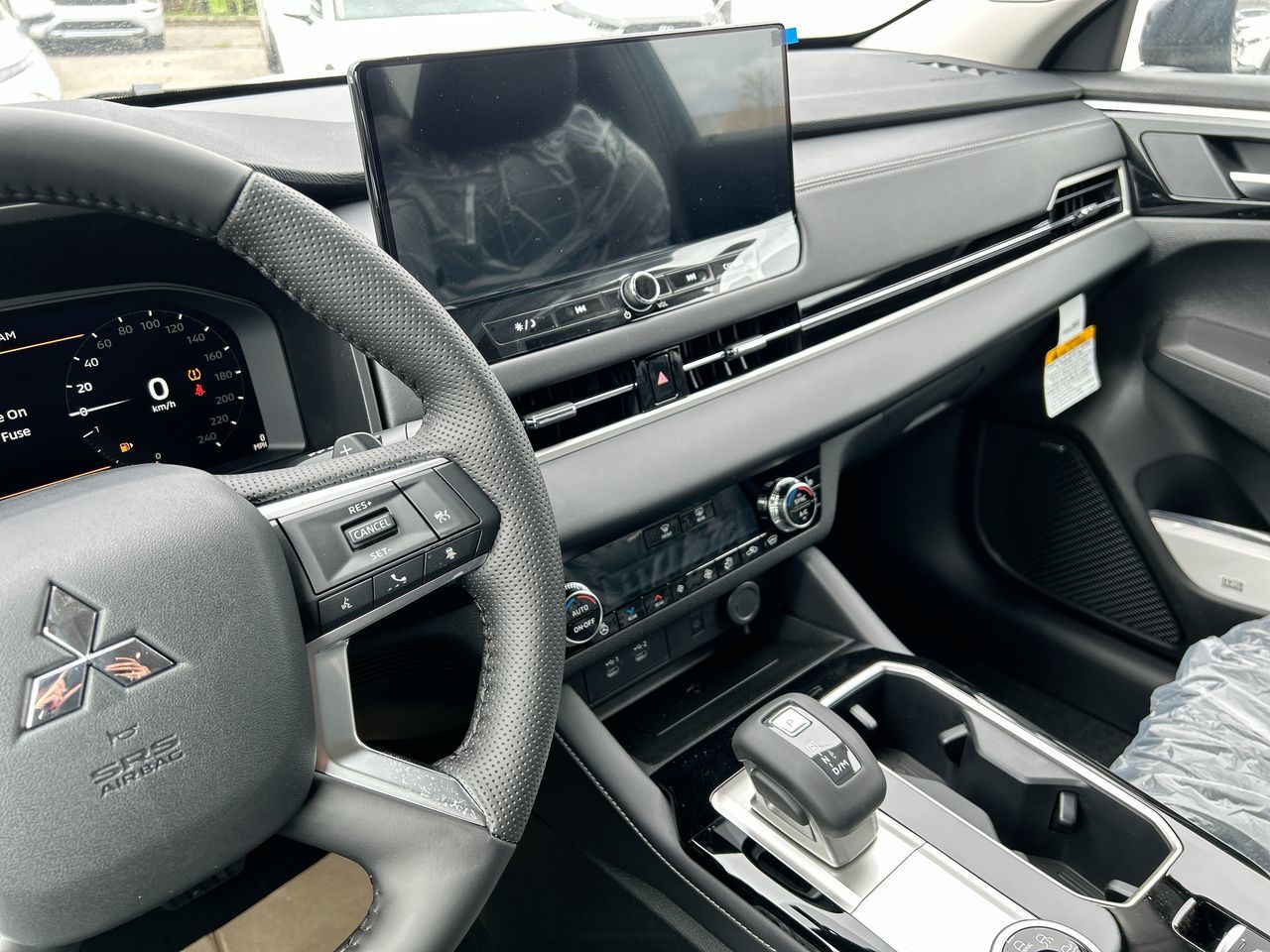 2025 Mitsubishi Outlander in Mississauga, Ontario