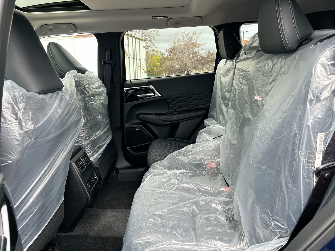 2025 Mitsubishi Outlander in Mississauga, Ontario