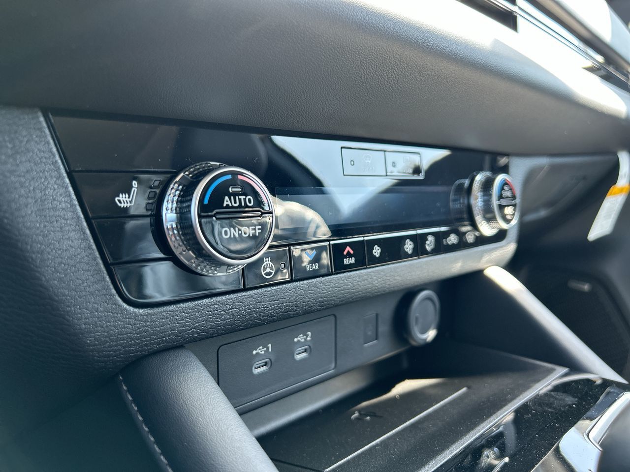 2025 Mitsubishi Outlander in Mississauga, Ontario