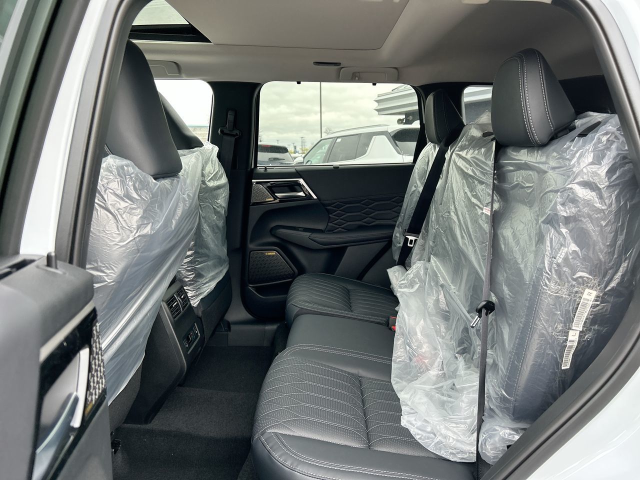 2025 Mitsubishi Outlander in Mississauga, Ontario