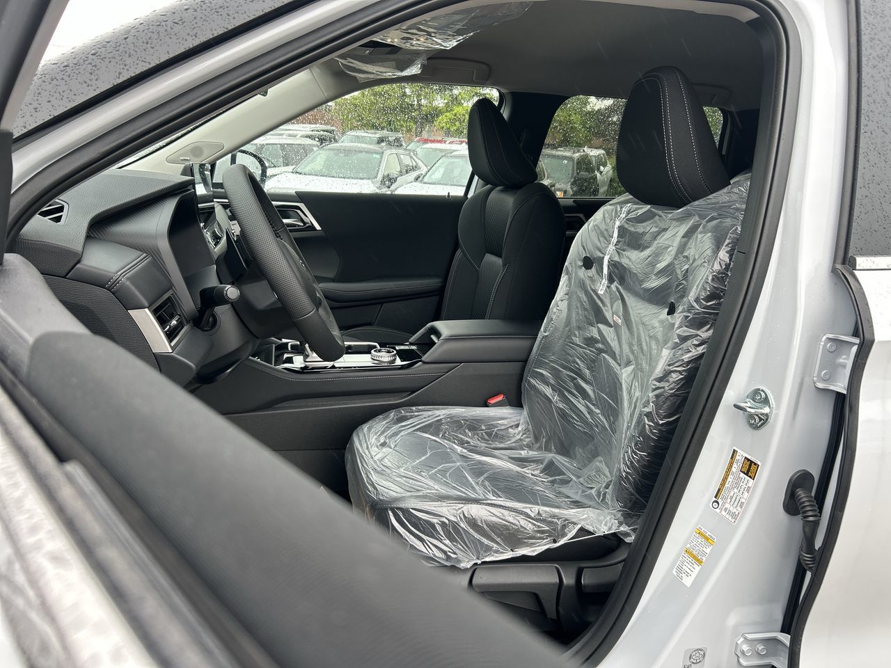 2025 Mitsubishi Outlander in Mississauga, Ontario