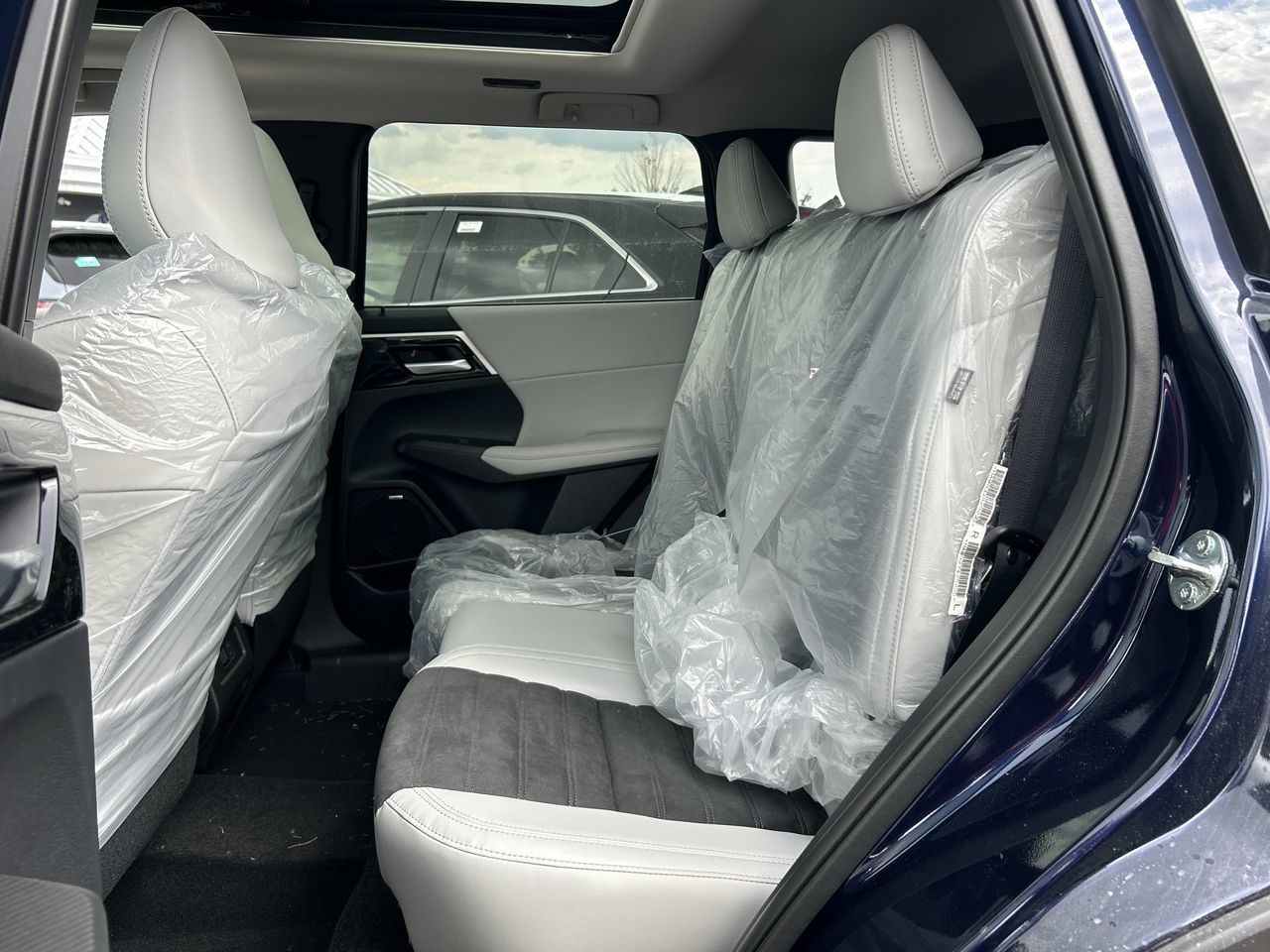2025 Mitsubishi Outlander in Mississauga, Ontario