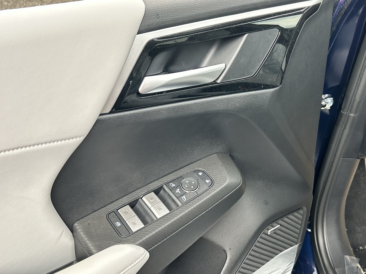 2025 Mitsubishi Outlander in Mississauga, Ontario