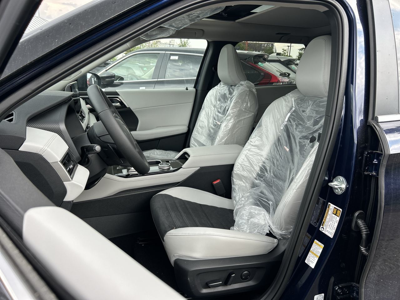 2025 Mitsubishi Outlander in Mississauga, Ontario