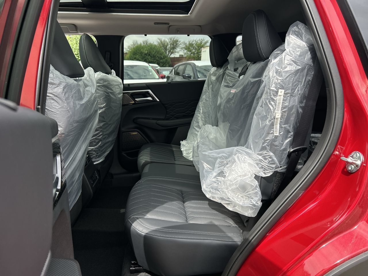 2025 Mitsubishi Outlander in Mississauga, Ontario