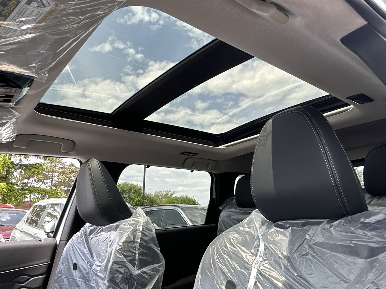 2025 Mitsubishi Outlander in Mississauga, Ontario
