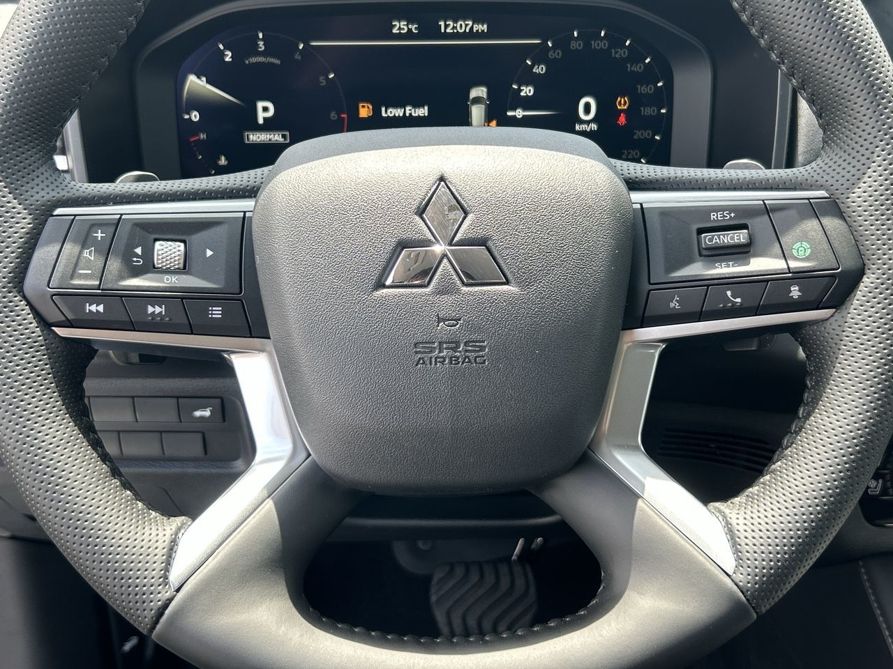 2025 Mitsubishi Outlander in Mississauga, Ontario