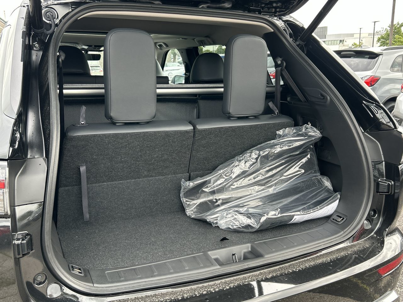2025 Mitsubishi Outlander in Mississauga, Ontario