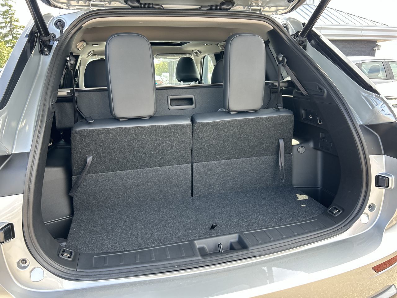 2025 Mitsubishi Outlander in Mississauga, Ontario