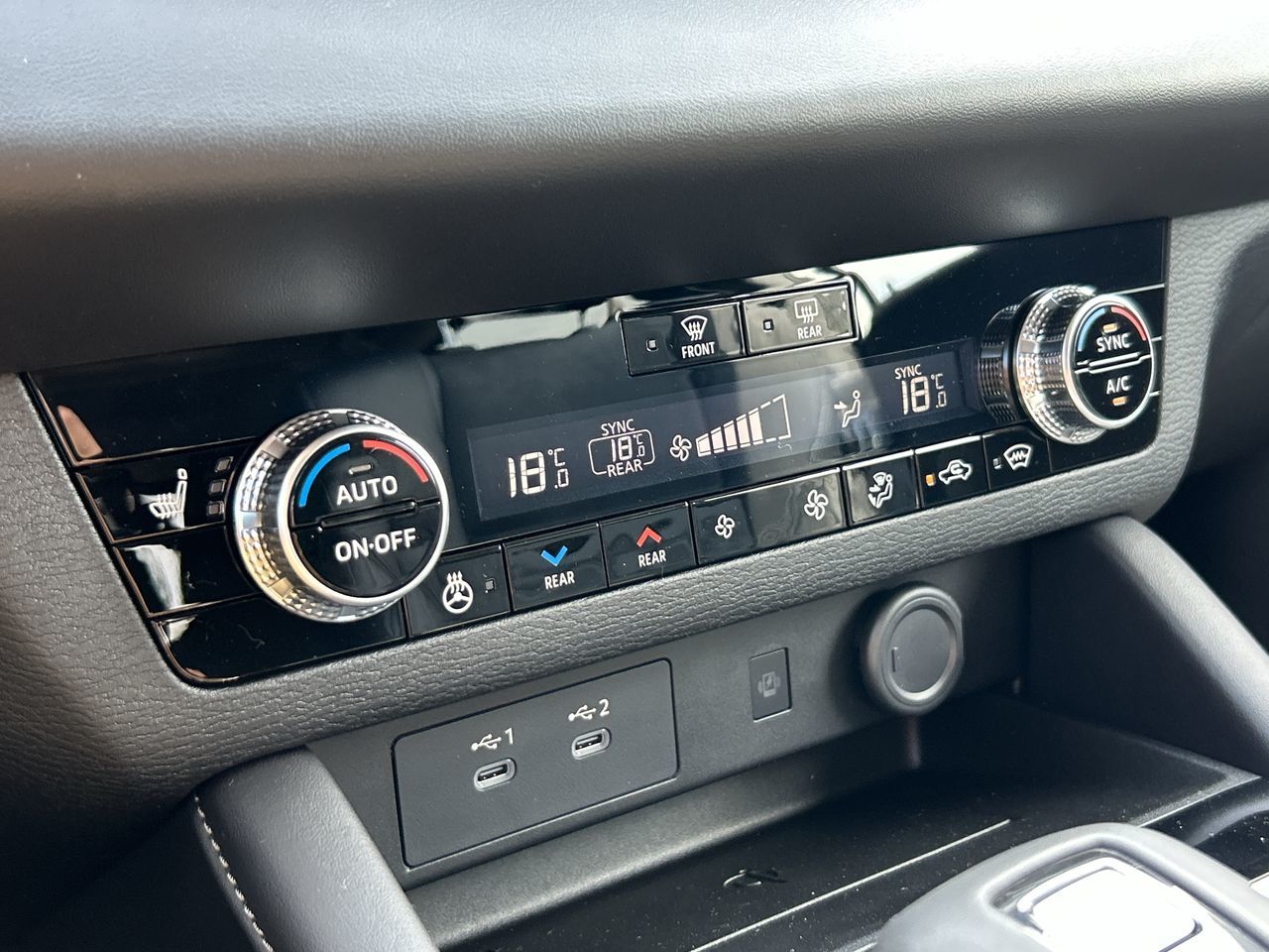 2025 Mitsubishi Outlander in Mississauga, Ontario