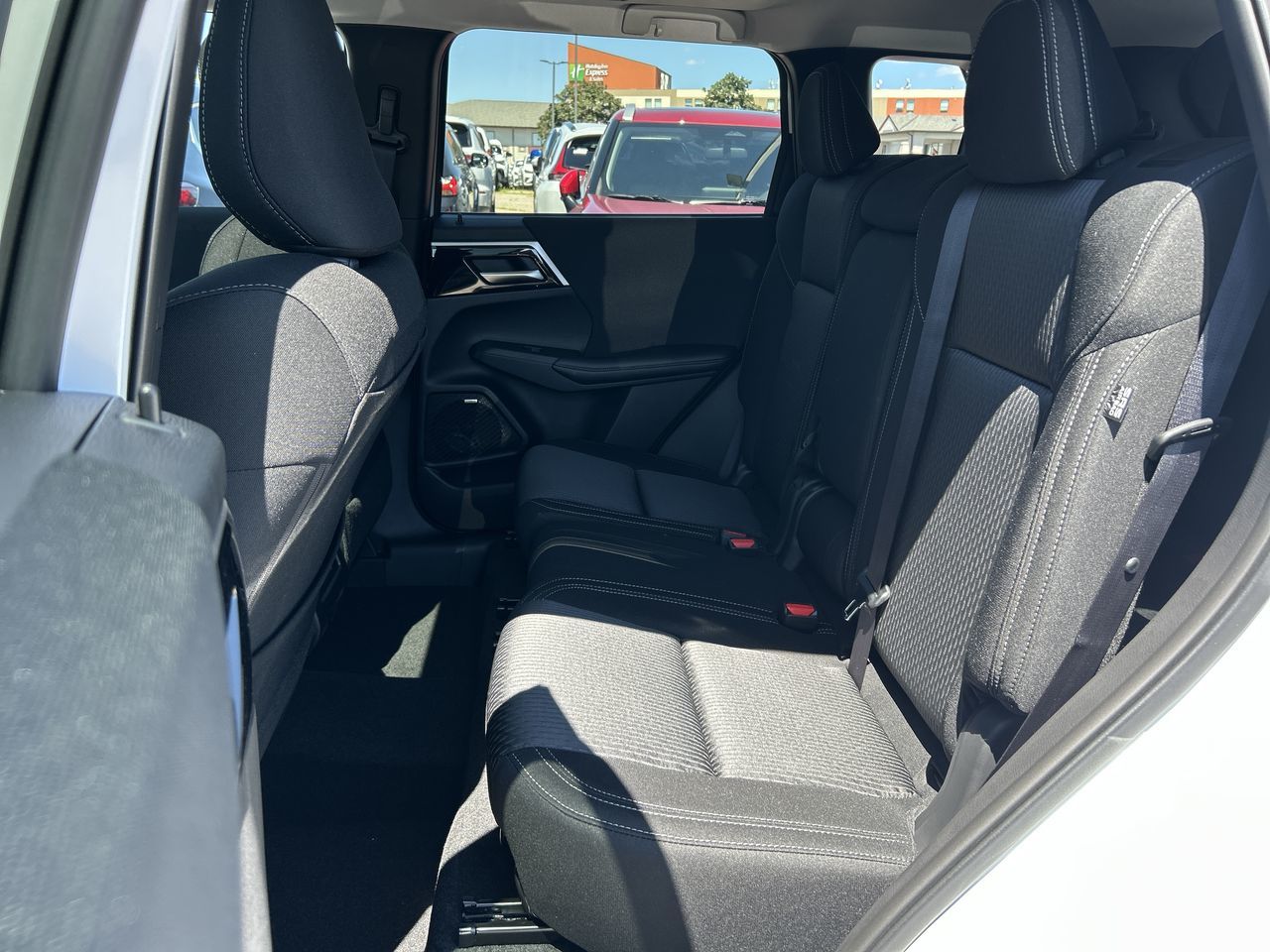 Mitsubishi Outlander  2025 à Mississauga, Ontario