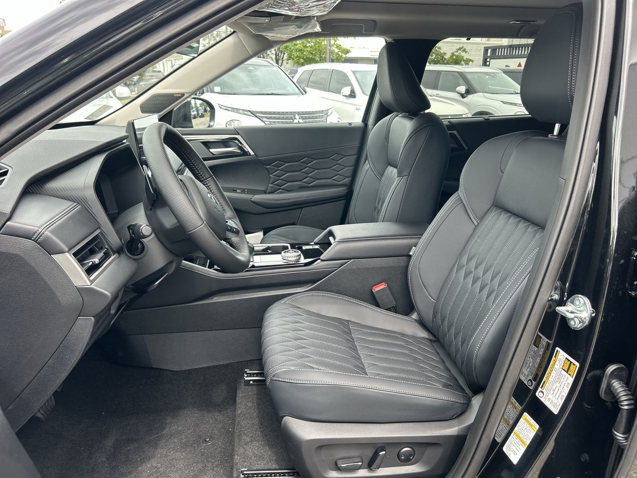 2025 Mitsubishi Outlander in Mississauga, Ontario
