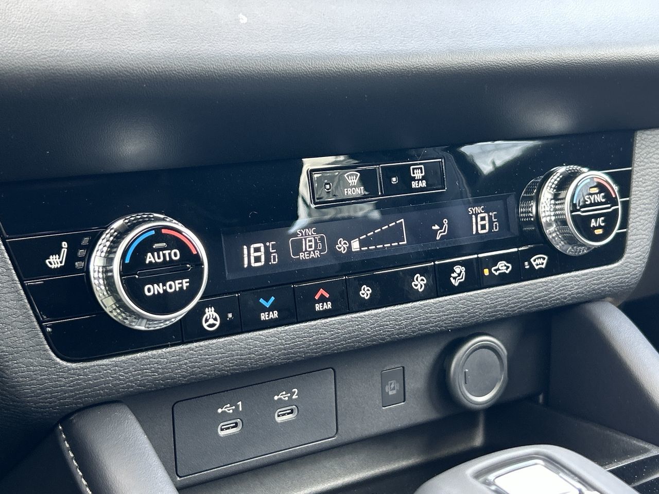 2025 Mitsubishi Outlander in Mississauga, Ontario