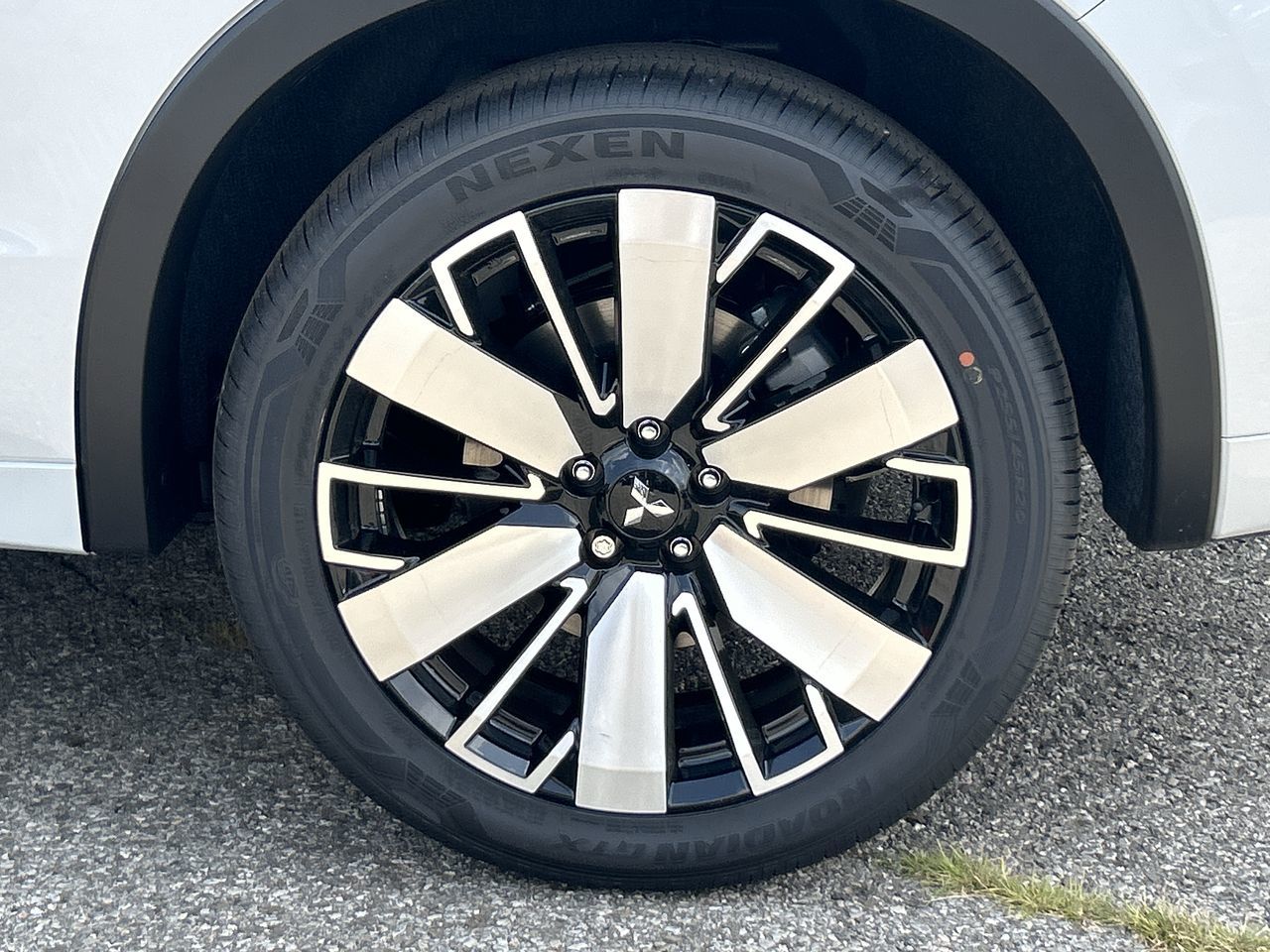 2025 Mitsubishi Outlander