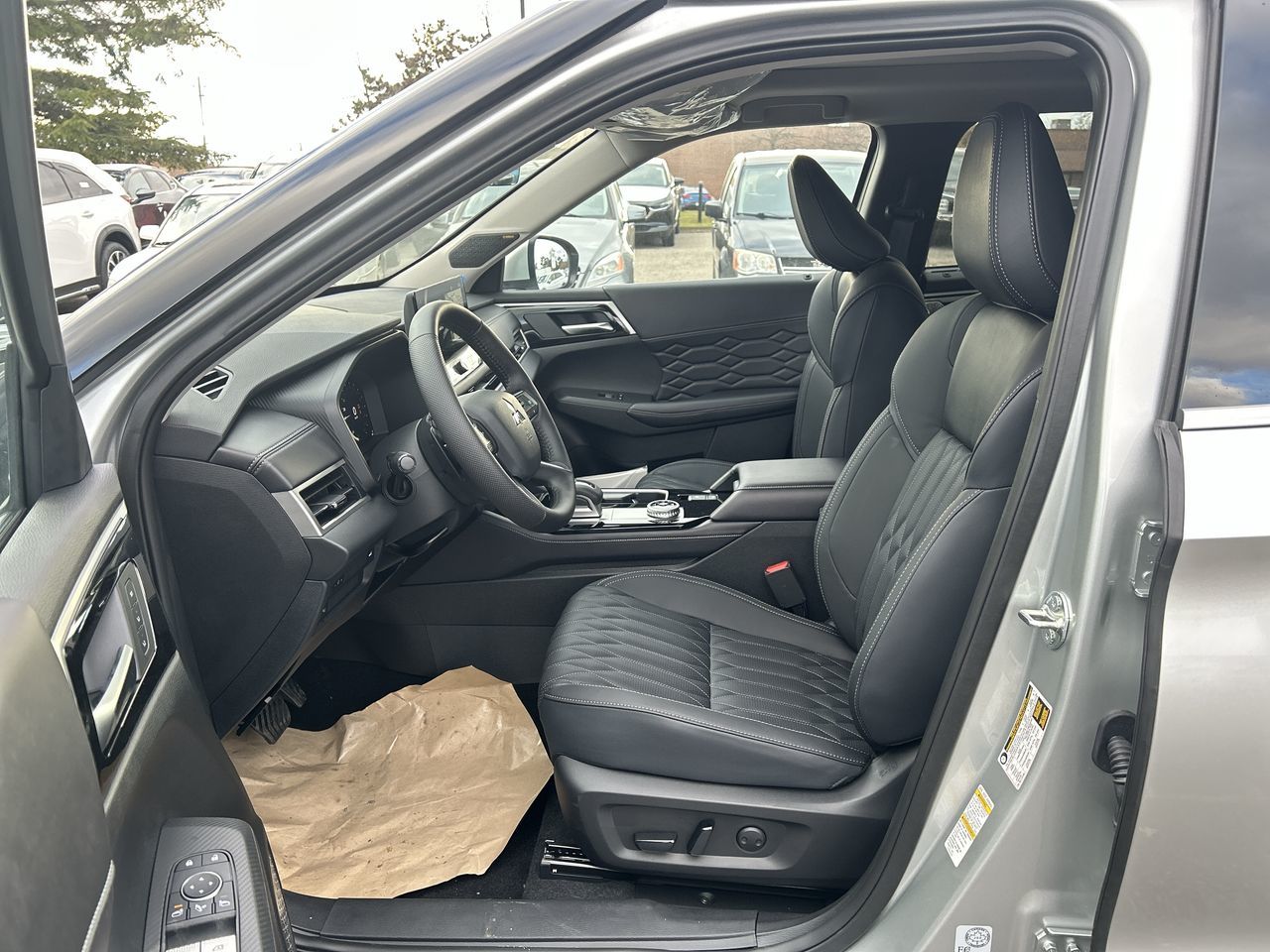 2025 Mitsubishi Outlander