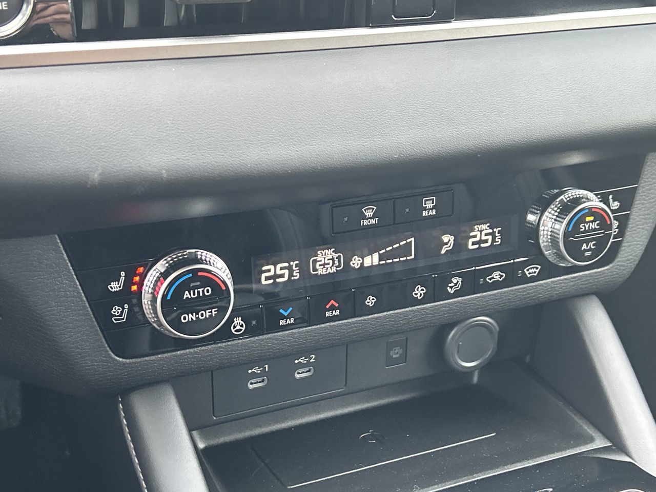 2025 Mitsubishi Outlander