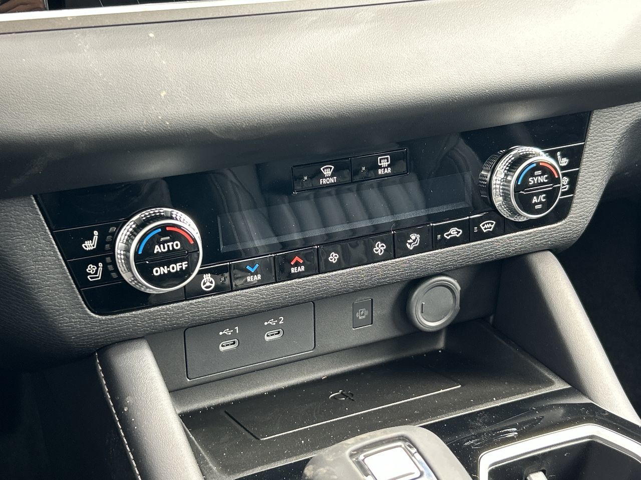 2026 Mitsubishi Outlander in Mississauga, Ontario
