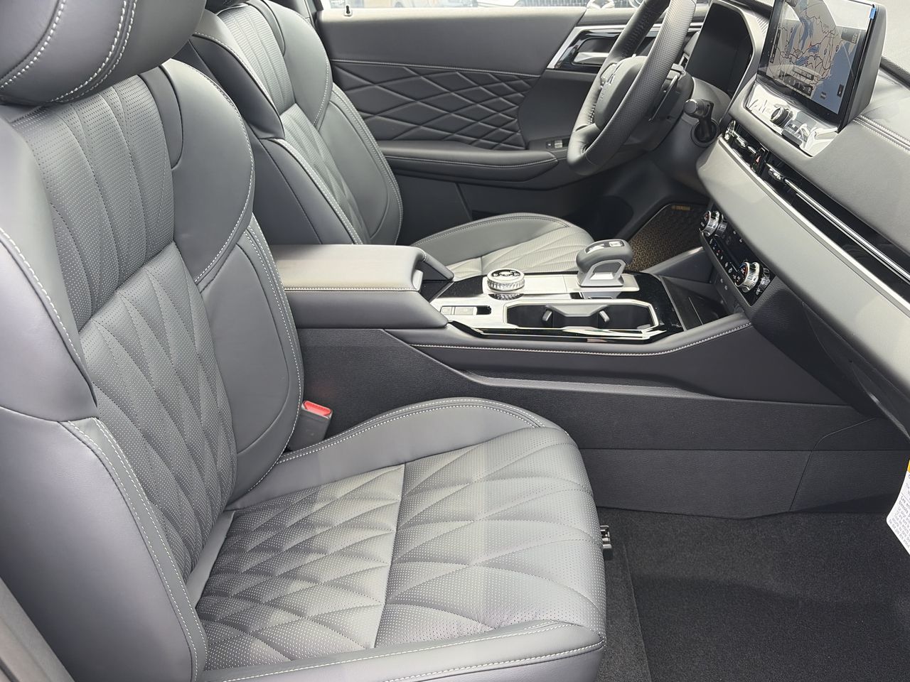 2026 Mitsubishi Outlander in Mississauga, Ontario