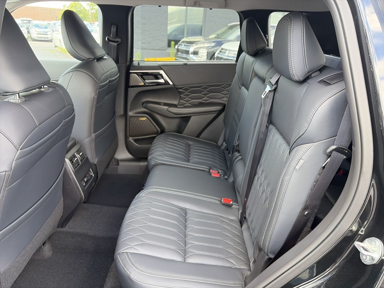 2026 Mitsubishi Outlander