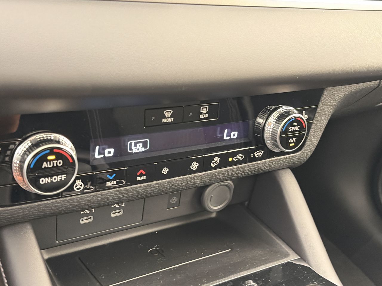 2026 Mitsubishi Outlander in Mississauga, Ontario