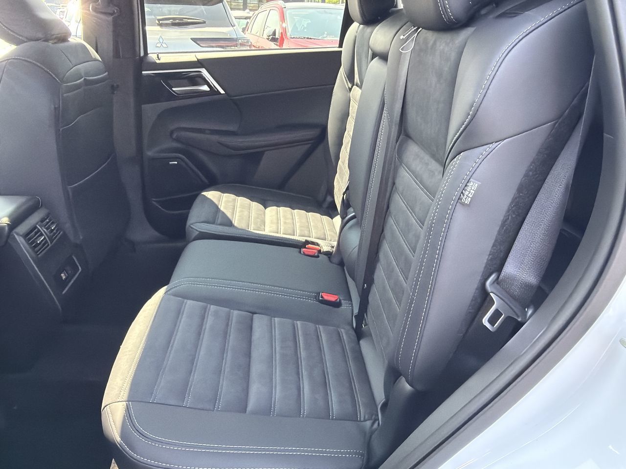 2026 Mitsubishi Outlander