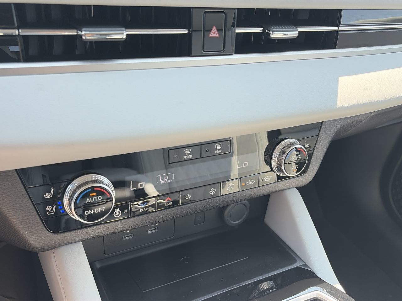 2026 Mitsubishi Outlander