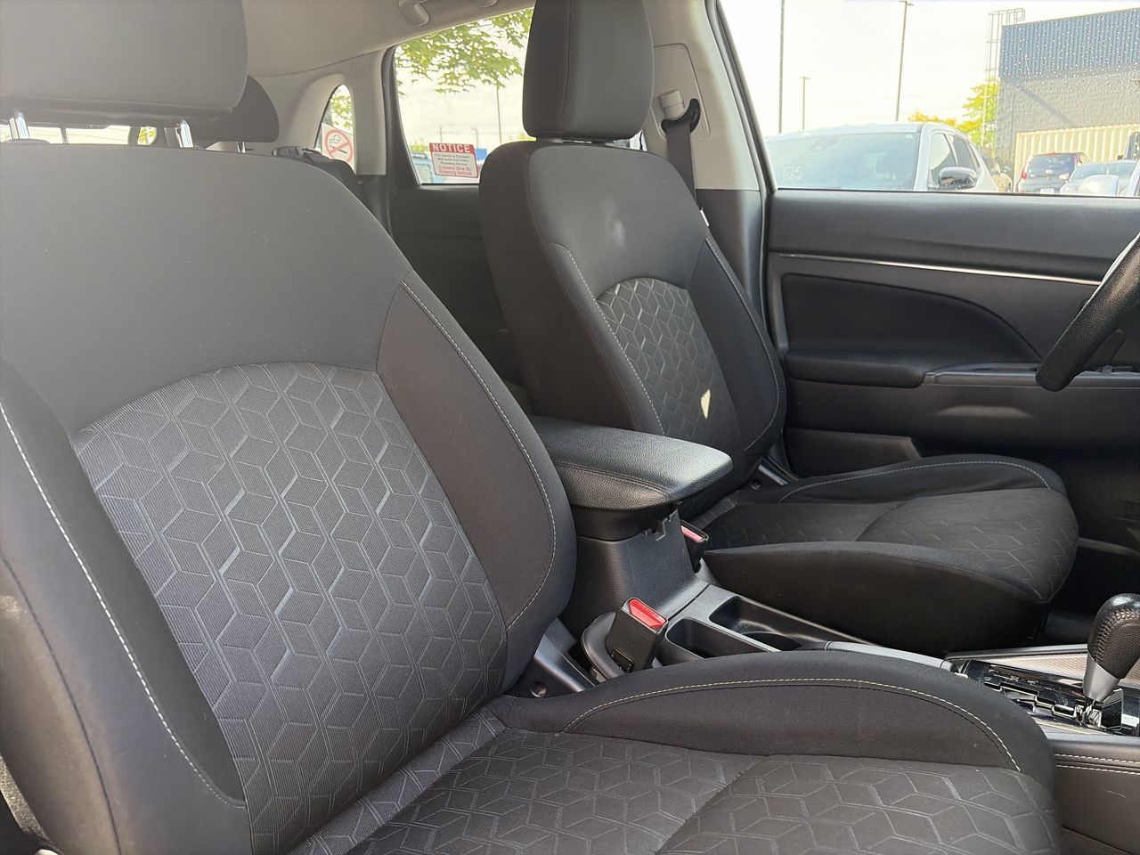 2020 Mitsubishi RVR
