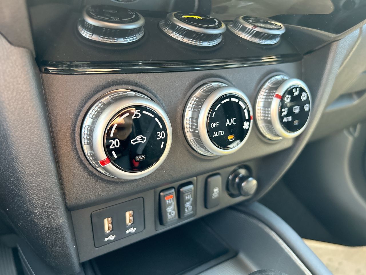 2025 Mitsubishi RVR in Mississauga, Ontario