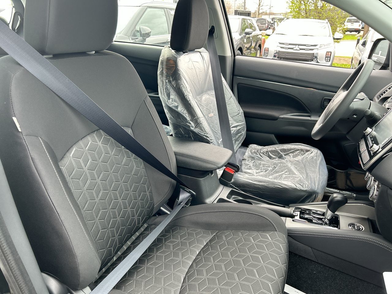 2025 Mitsubishi RVR in Mississauga, Ontario