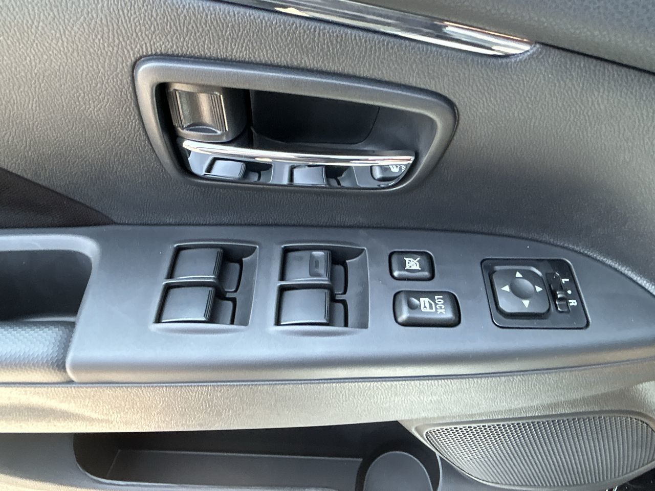 2025 Mitsubishi RVR in Mississauga, Ontario