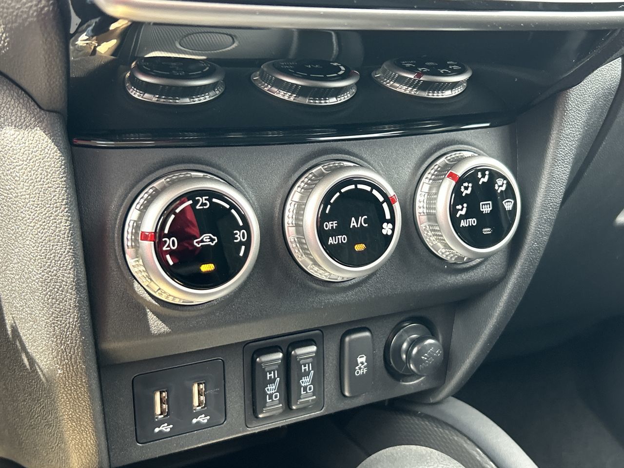2025 Mitsubishi RVR in Mississauga, Ontario