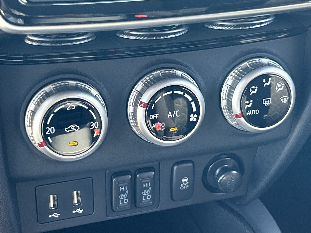 2025 Mitsubishi RVR in Mississauga, Ontario