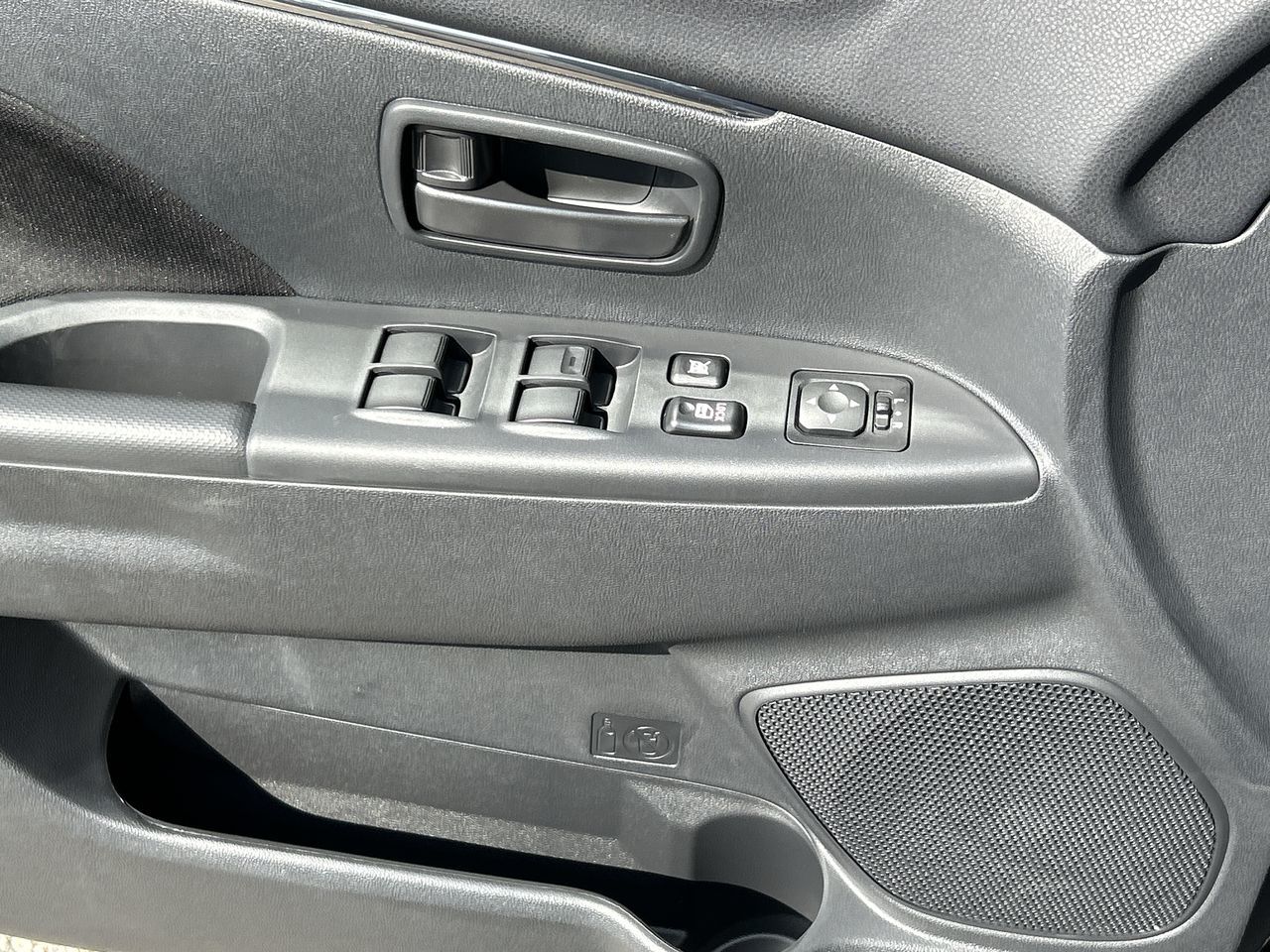 2026 Mitsubishi RVR