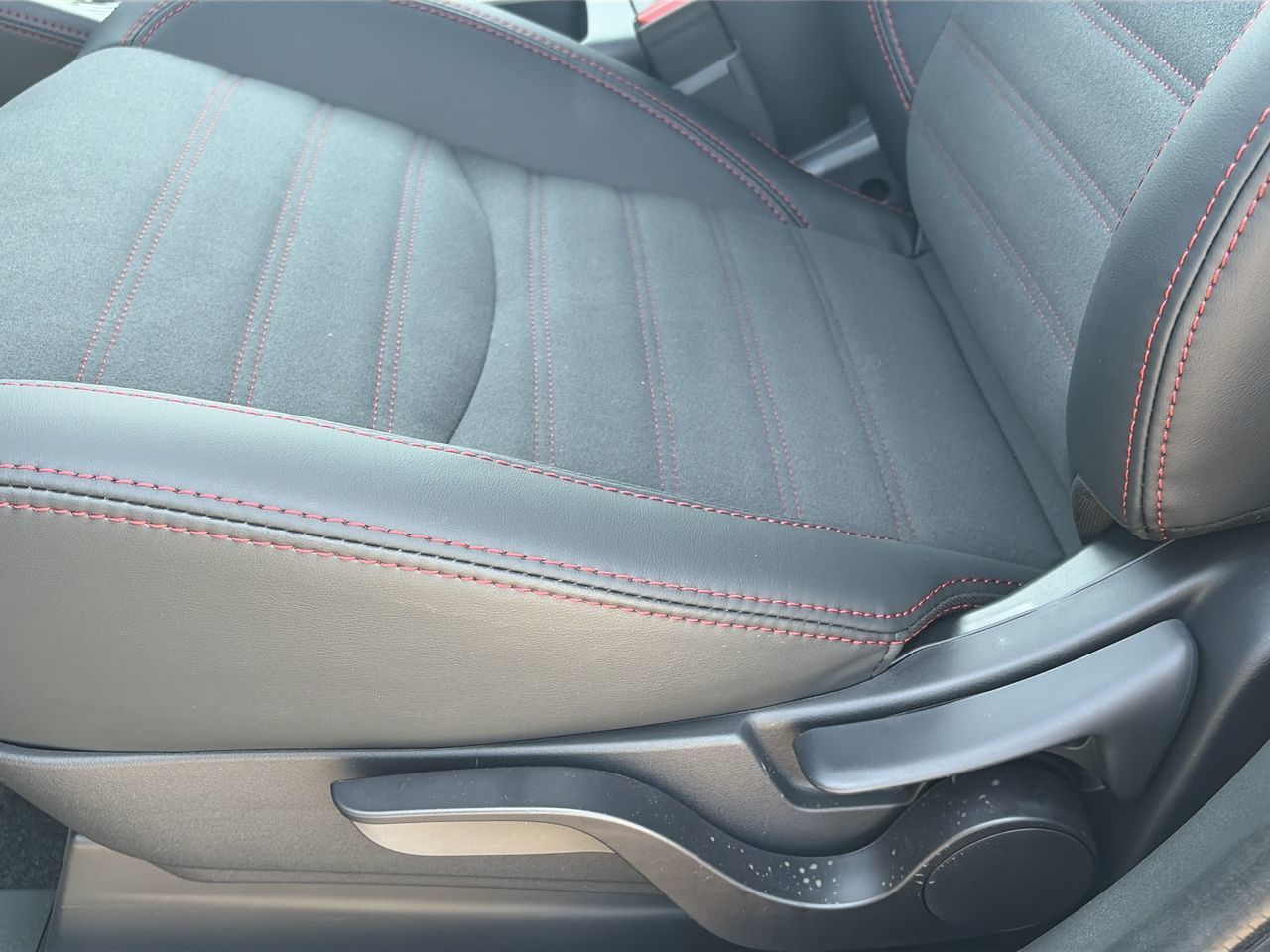 2026 Mitsubishi RVR