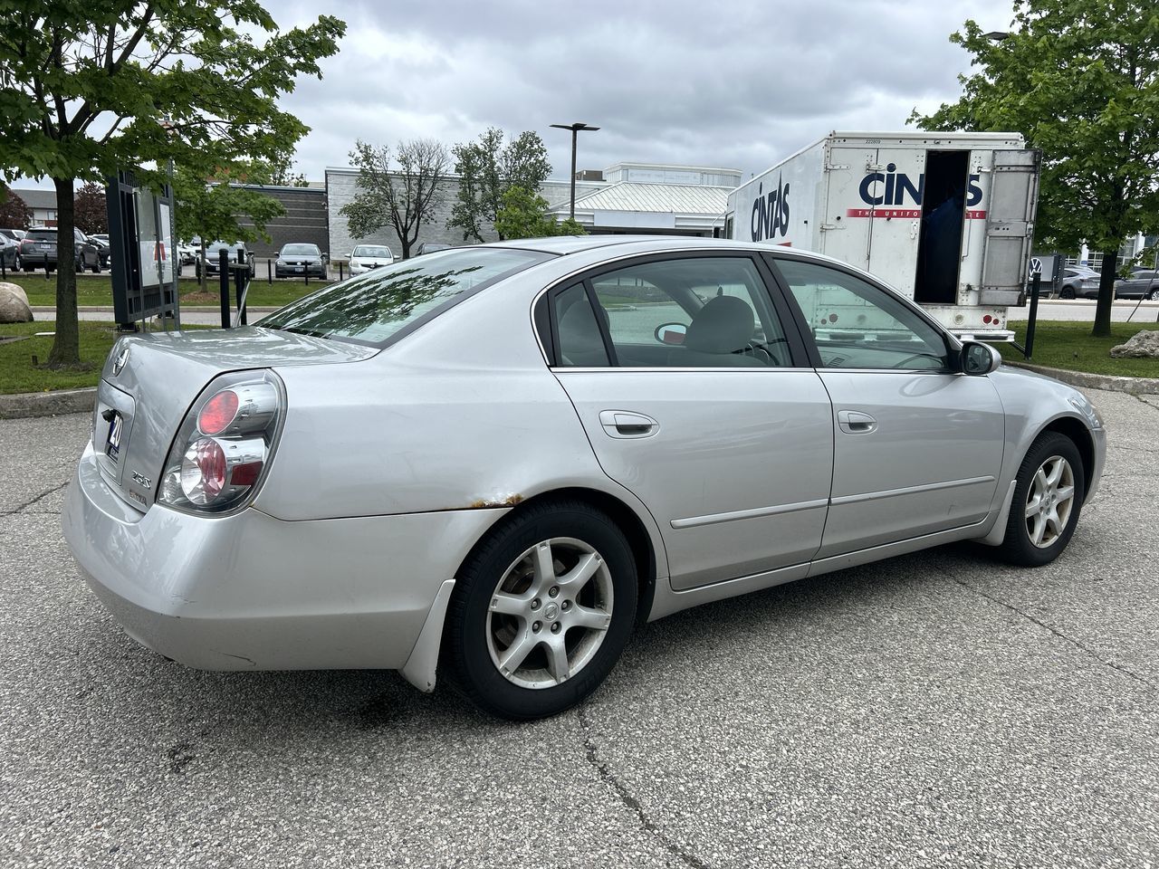 2005 Nissan Altima in Mississauga, Ontario