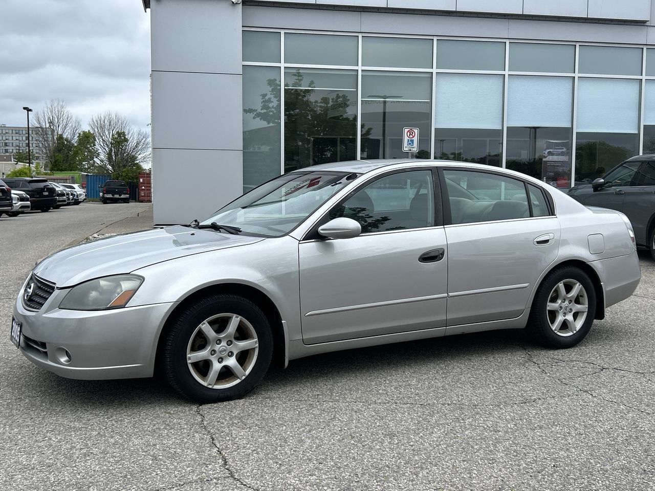 2005 Nissan Altima in Mississauga, Ontario
