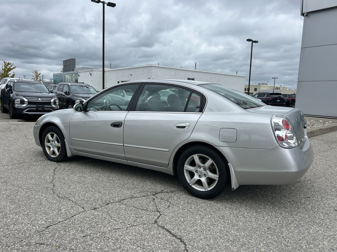 2005 Nissan Altima in Mississauga, Ontario