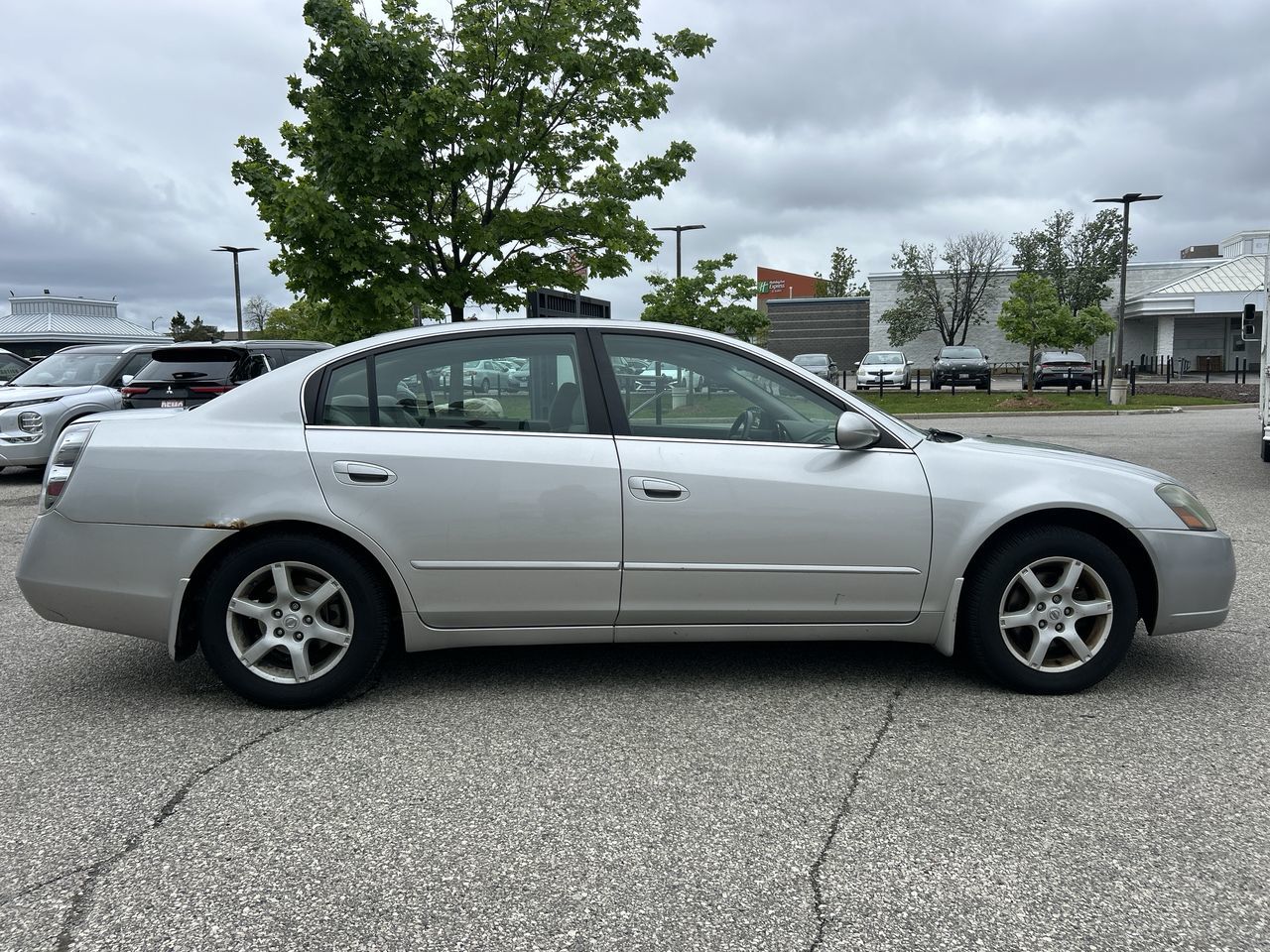2005 Nissan Altima in Mississauga, Ontario