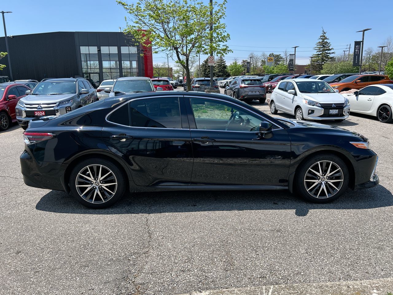 Toyota Camry Hybrid  2022 à Mississauga, Ontario