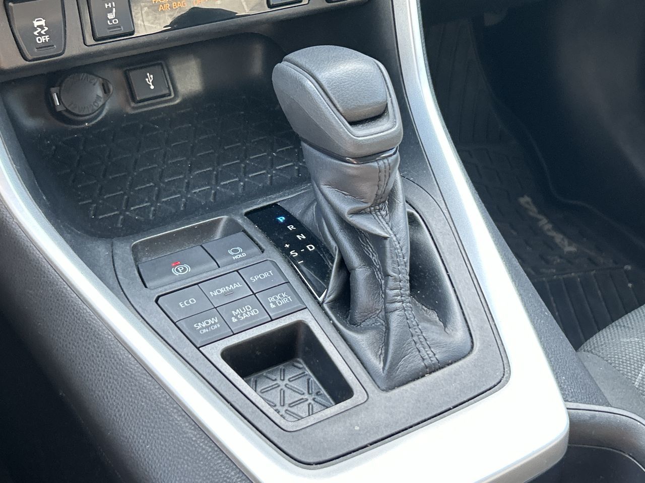 Toyota RAV4  2021 à Mississauga, Ontario