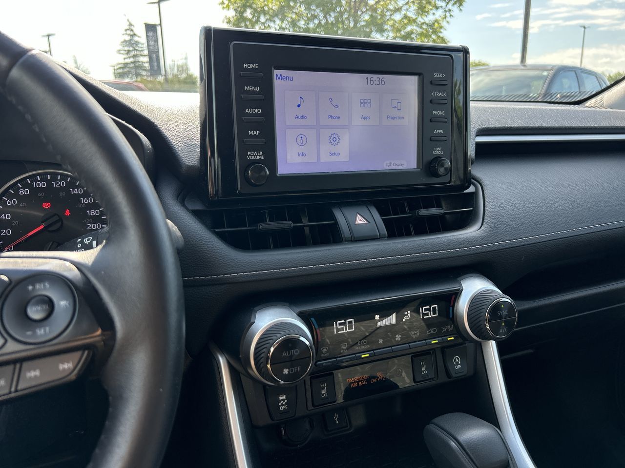 Toyota RAV4  2021 à Mississauga, Ontario