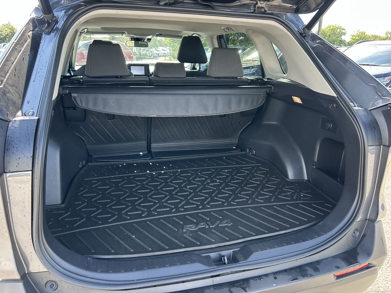 Toyota RAV4  2021 à Mississauga, Ontario