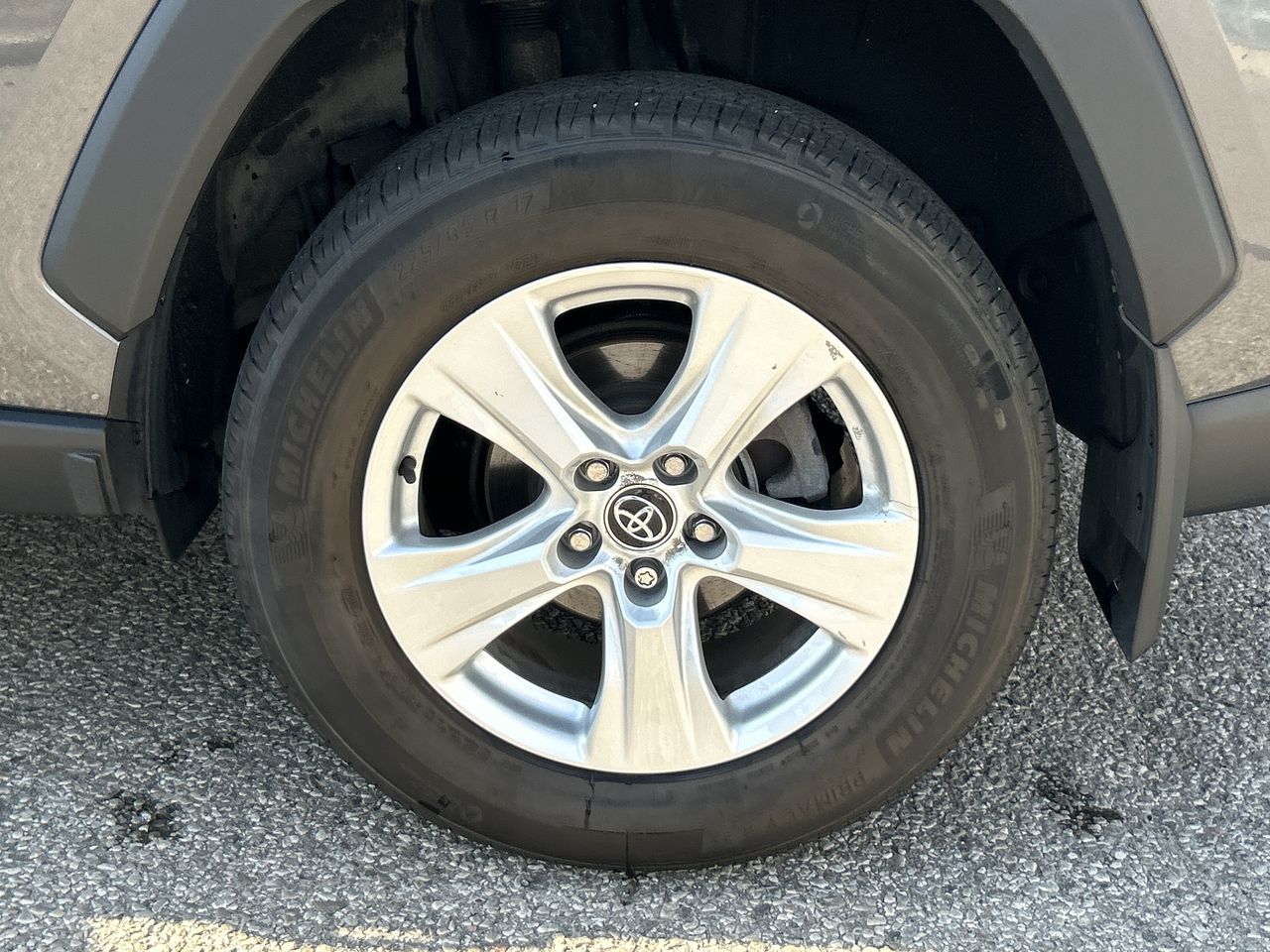 Toyota RAV4  2021 à Mississauga, Ontario