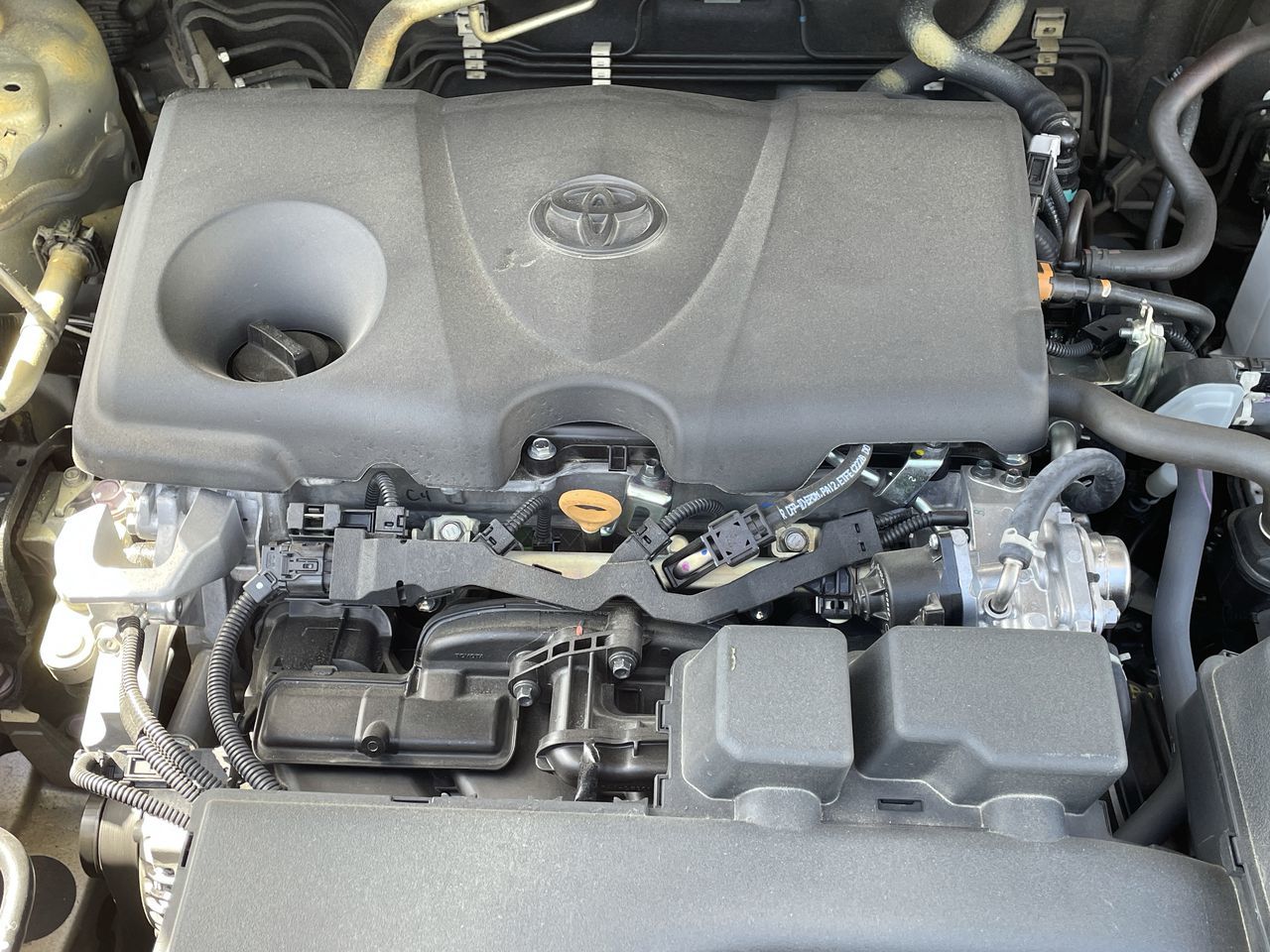 2022 Toyota RAV4 in Mississauga, Ontario