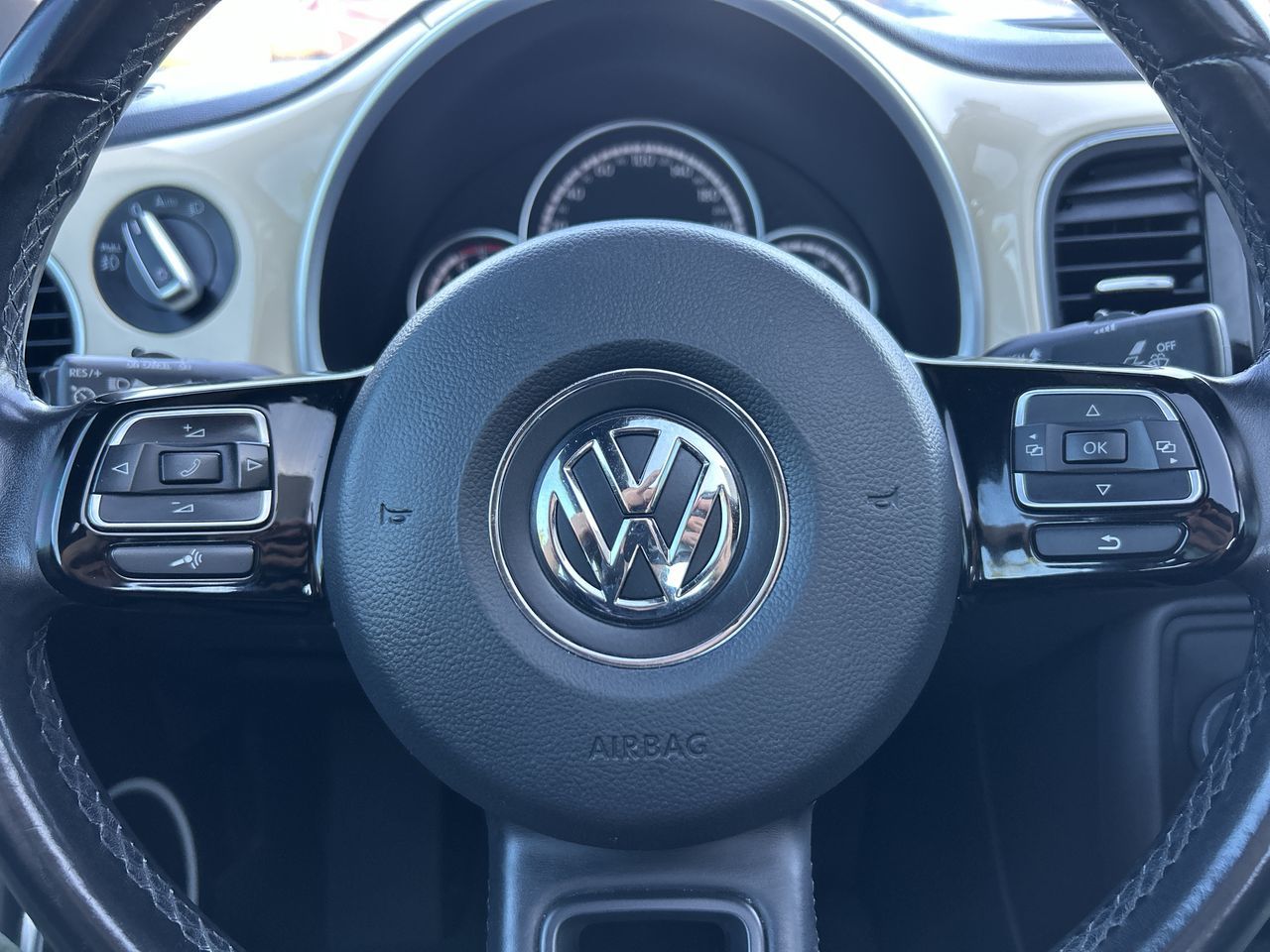 2016 Volkswagen The Beetle in Mississauga, Ontario