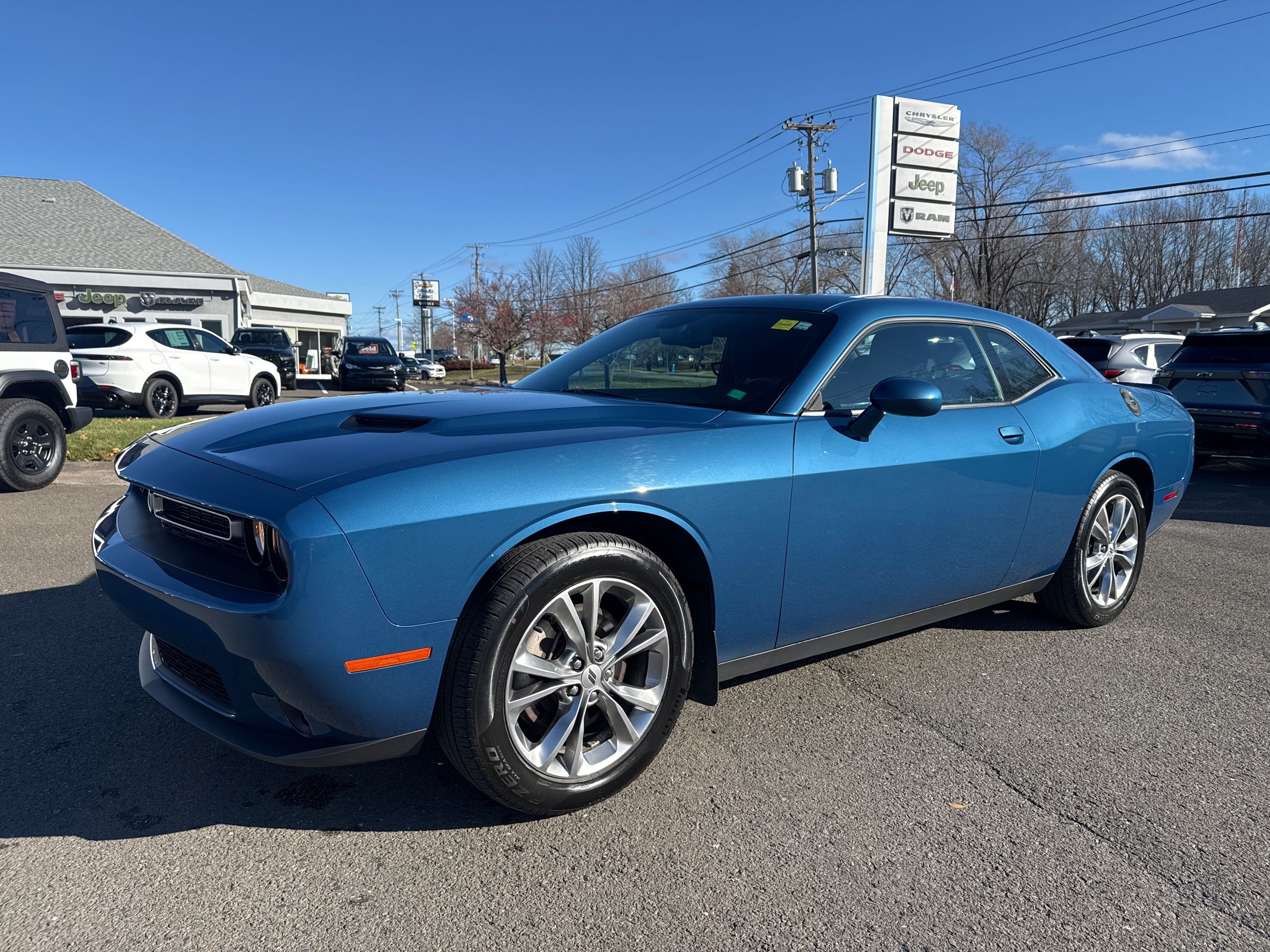 2021 Dodge Challenger SXT