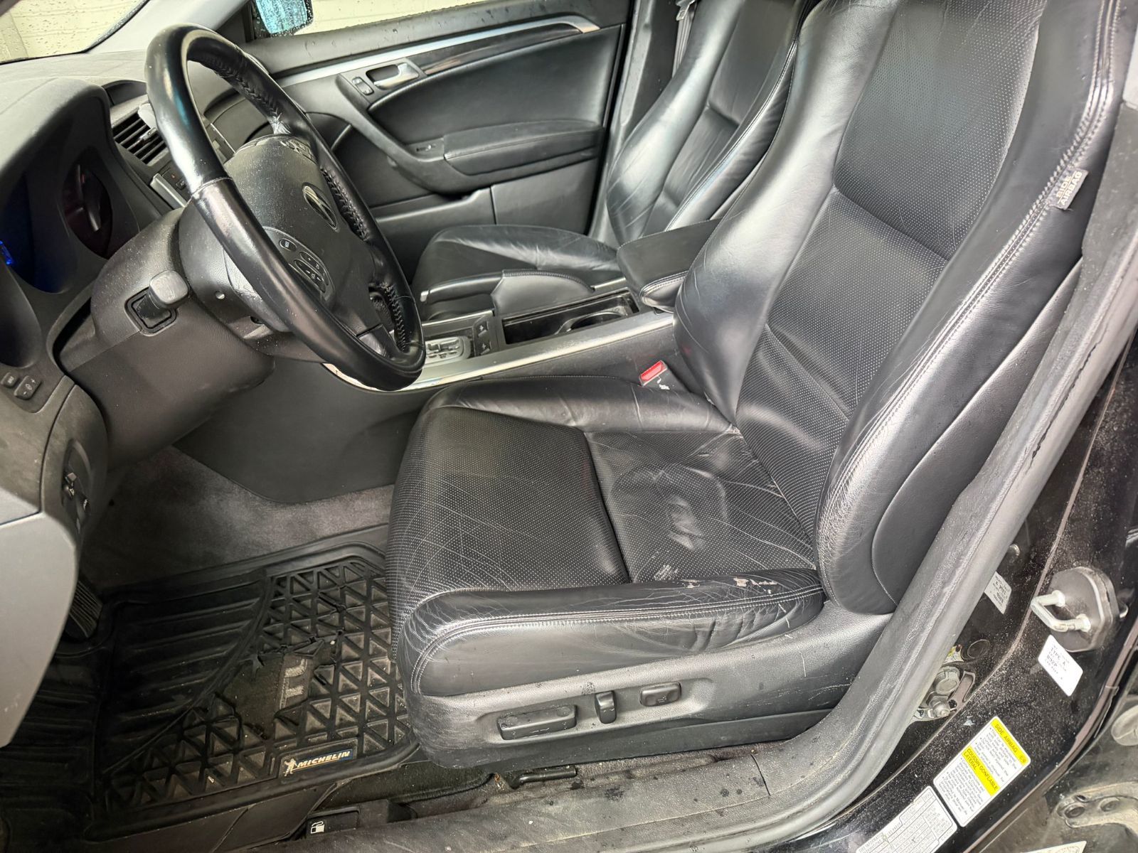 2004 Acura TL